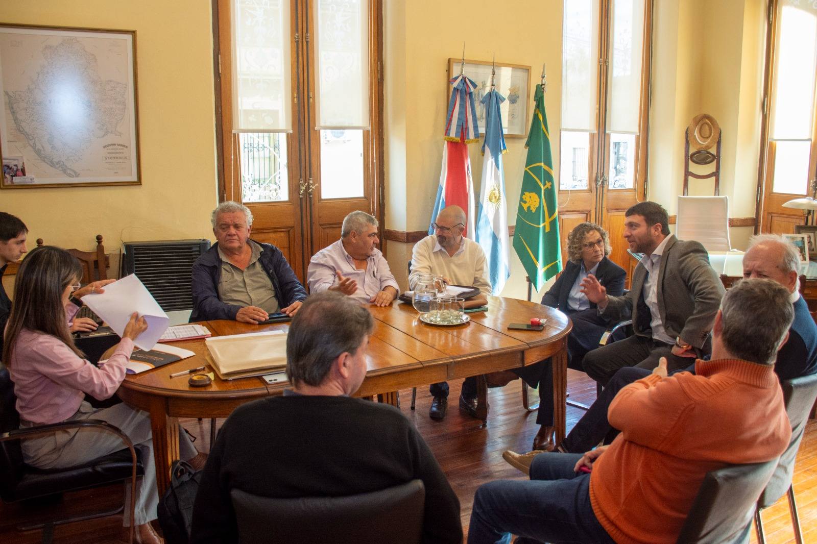 Apertura de Sobres para la Compra de una Nueva Motoniveladora