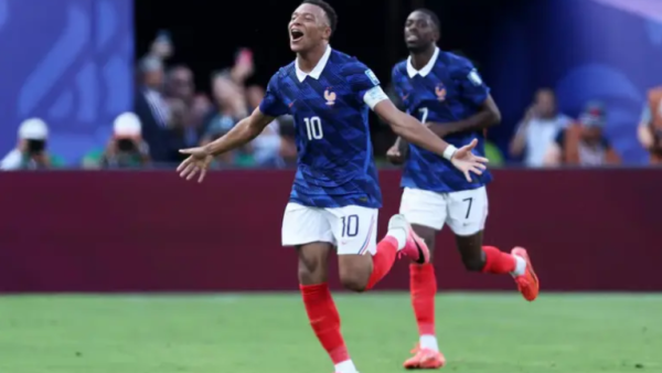 Francia goleó a Suecia con un doblete de Mbappé y avanzó a octavos del Mundial 2026