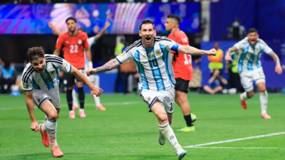La FIFA confirmó la camiseta que usará Argentina ante Suiza por los cuartos de final