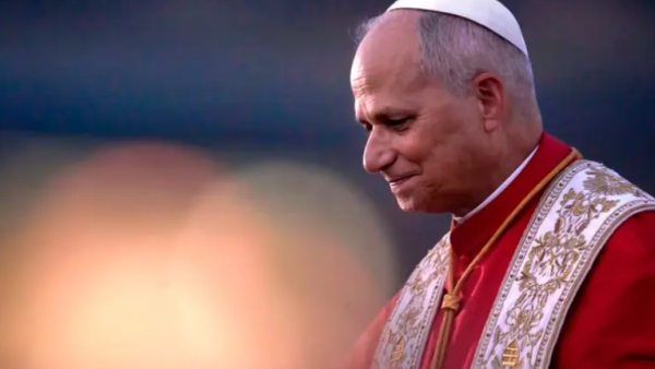 Confirmaron que le extirparon un tumor maligno del pulmón al papa León XIV: cómo sigue su salud