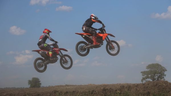 PRIMERA JORNADA DE ENDURO CROSS ESTE DOMINGO SE DEFINEN LOS CAMPEONES CON RECORD DE PILOTOS
