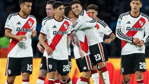 River goleó a Belgrano en el Kempes y se metió en zona de clasificación