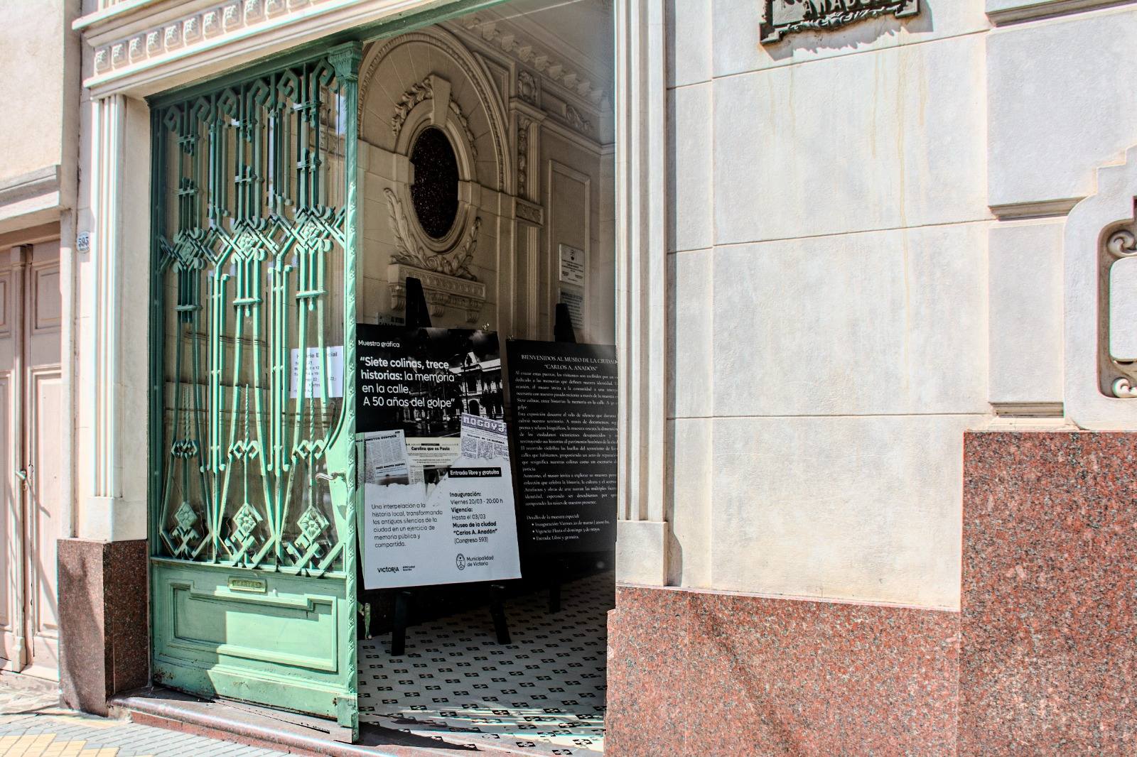 Muestra “Siete Colinas, Trece Historias: La Memoria en la Calle”