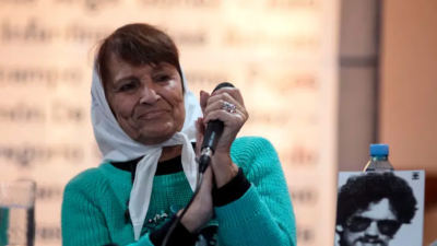 Murió Taty Almeida, histórica referente de Madres de Plaza de Mayo