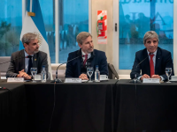 Frigerio recibió a Caputo en Paraná y afirmó: “Estamos en condiciones de escribir el próximo capítulo del pacto fiscal”