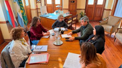 Reunión con integrantes de Cooperadora de Escuela Municipal de Música “Justo José de Urquiza”
