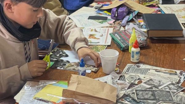 Tarde de Scrapbook en la Biblioteca Popular Municipal “Domingo Faustino Sarmiento”