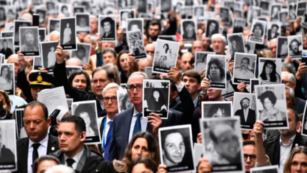 Con un fuerte reclamo por justicia, se realizó el acto a 32 años del atentado a la AMIA
