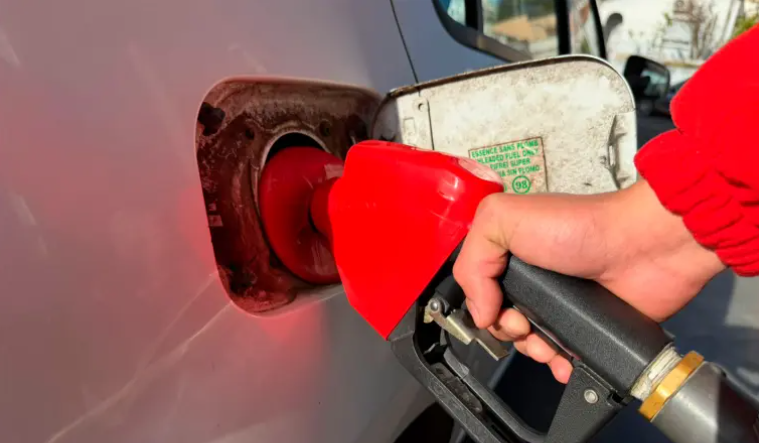 La venta de combustibles sigue en caída y junio fue el segundo peor mes de 2026
