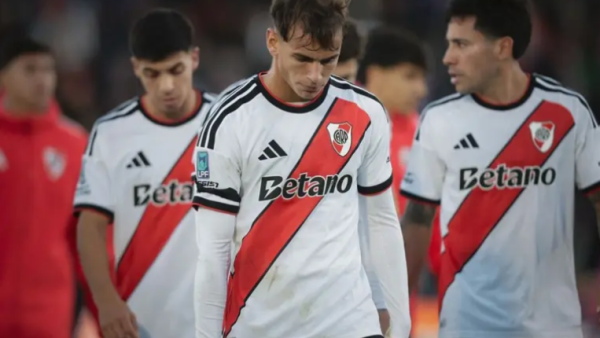 Así quedaron las tablas del Clausura: River sigue último y Vélez sacó ventaja ante Boca