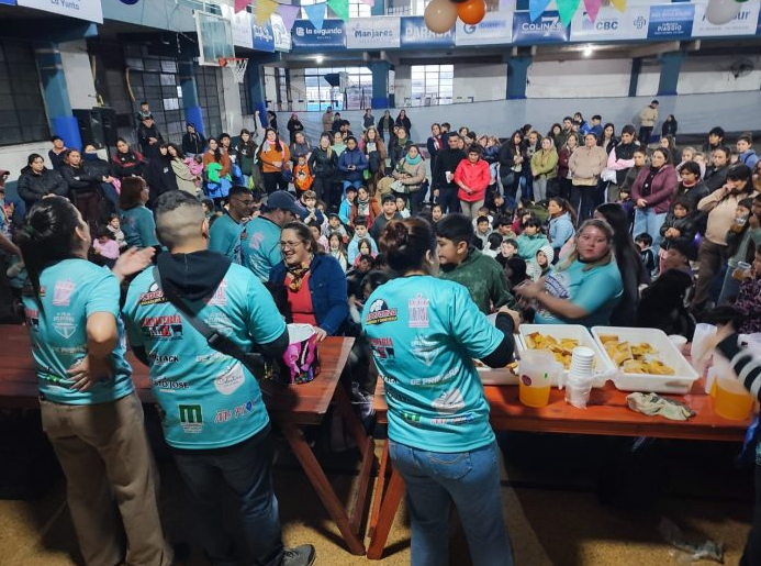 Cientos de chicos celebraron el Día del Niño en el Club 25 de Mayo