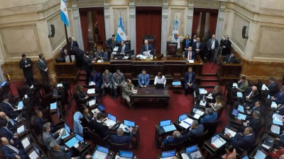 Los senadores pasarán a cobrar más de $13 millones a fin de año tras un nuevo aumento salarial