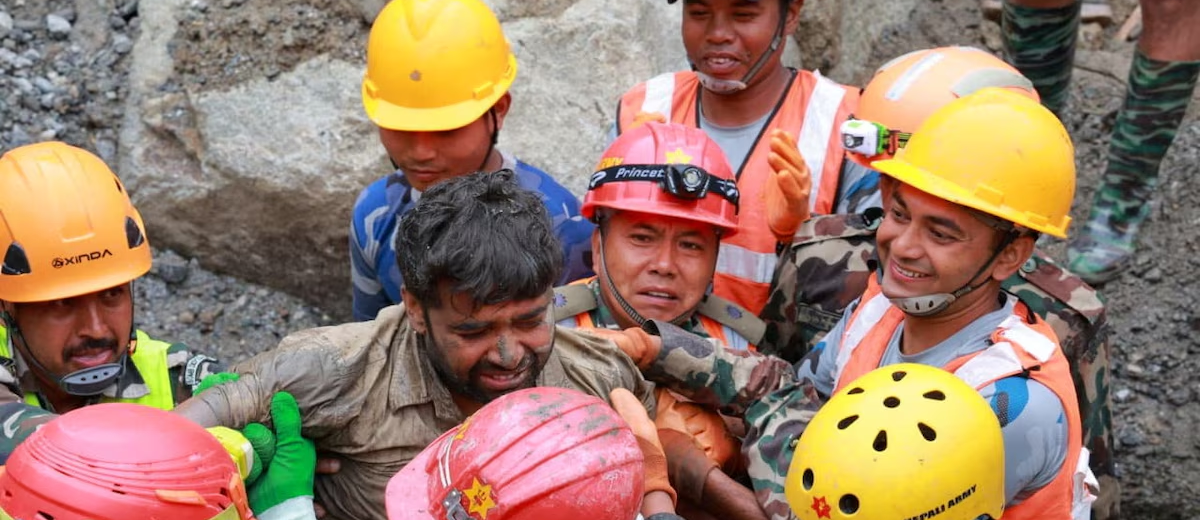Uno de los obreros que pasó nueve días en un túnel de Nepal relató qué técnica milenaria lo ayudó a sobrevivir
