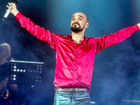 Abel Pintos se presentará en ciudad entrerriana y quienes asistan al show accederán gratis a las termas