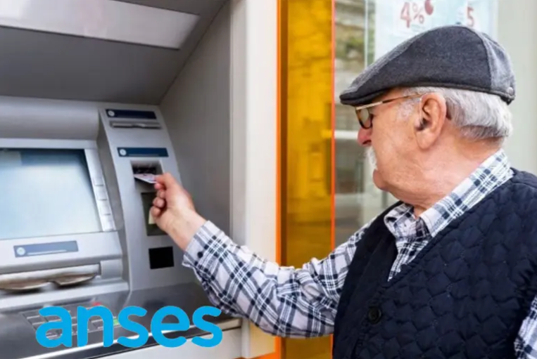 Confirmaron el bono para jubilados en octubre: quiénes cobrarán hasta $70.000