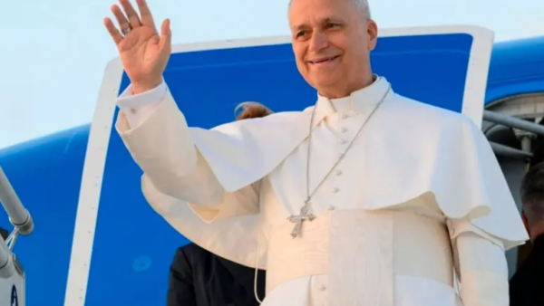 Oficializaron el feriado por la visita del Papa León XIV a la Argentina