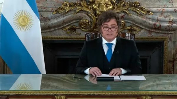 Milei anunció sanciones, una base naval y una ley ante la explotación de petróleo en Malvinas