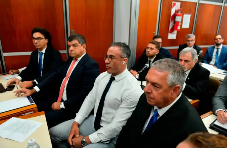 Caso Maradona: pidieron 12 años para Luque, otras cinco penas y una absolución