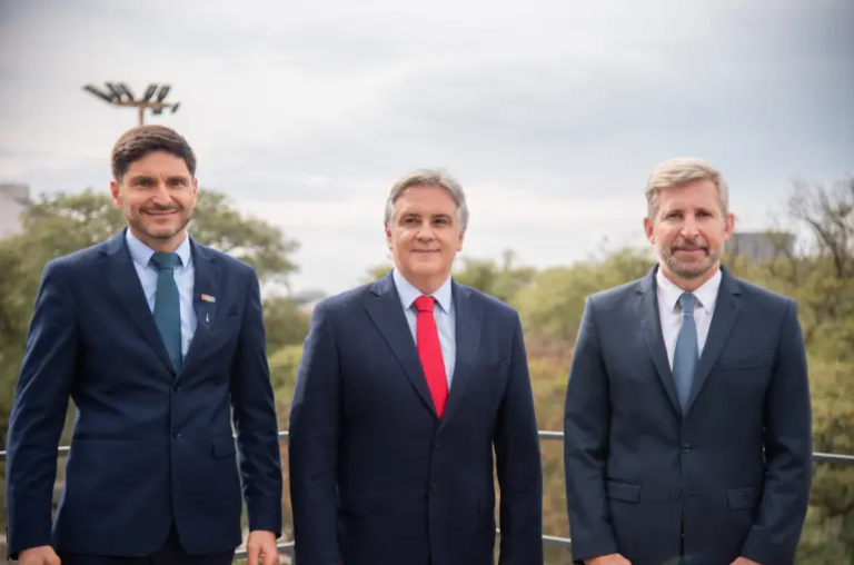 Frigerio, Pullaro y Llaryora participan de las Jornadas de Desarrollo y Competitividad de la Región Centro en Paraná