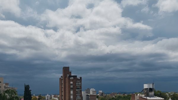 Renovaron alerta amarilla para Entre Ríos: tormentas fuertes, abundante lluvia, granizo